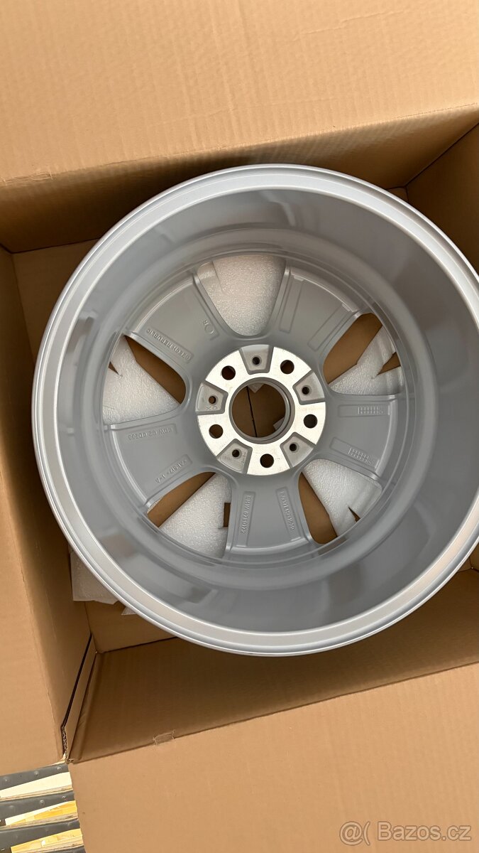 BMW Disk 1ks Style 327 R17 - 2