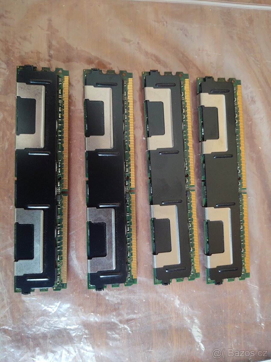 Paměť RAM 4 GB - 2