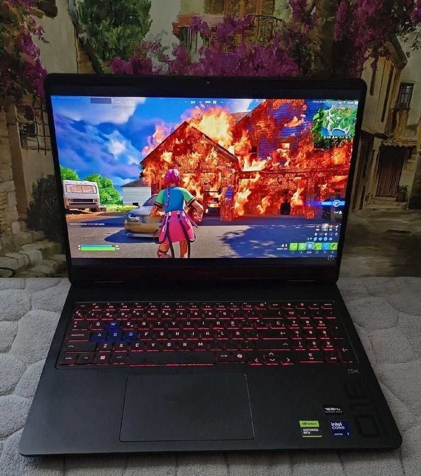 herní HP OMEN 16 | Intel Ultra 7 | RTX 5070 | 32GB RAM - 2