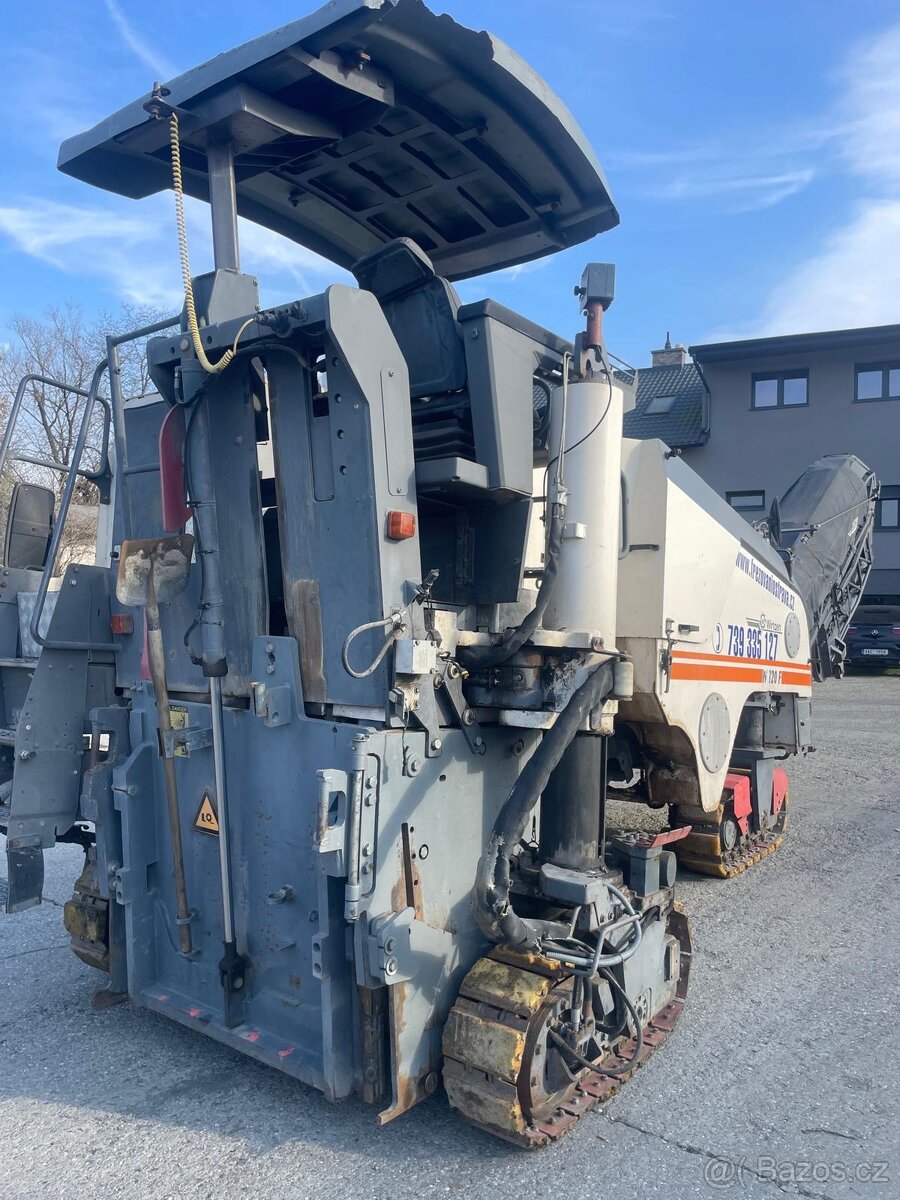 Wirtgen W120F - 2