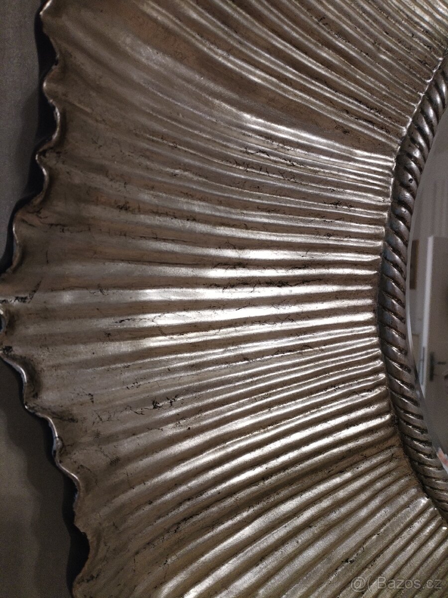 Nástěnné dekorativní zrcadlo - 2