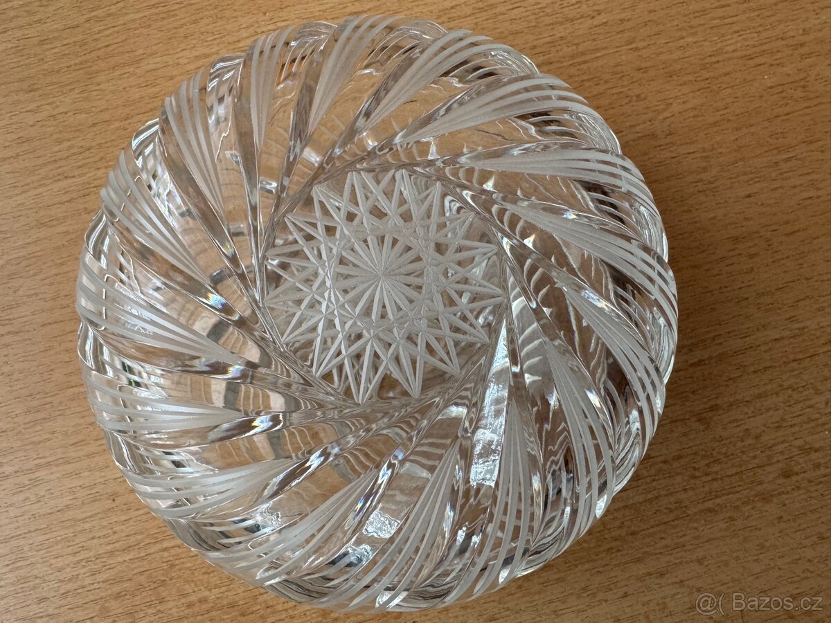 Dóza s víčkem - 2