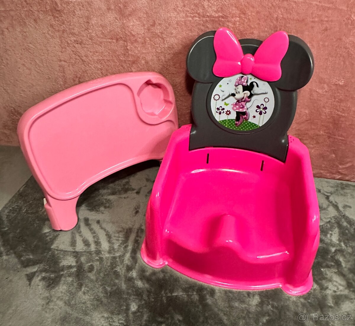 Dětská židlička s pultíkem Mickey Mouse - 2
