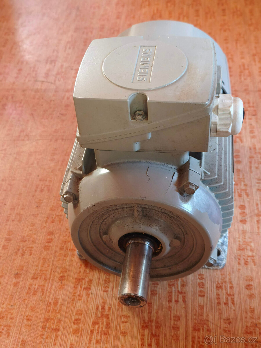 Elektromotor průmyslový 2,2 kW SIEMENS - 2