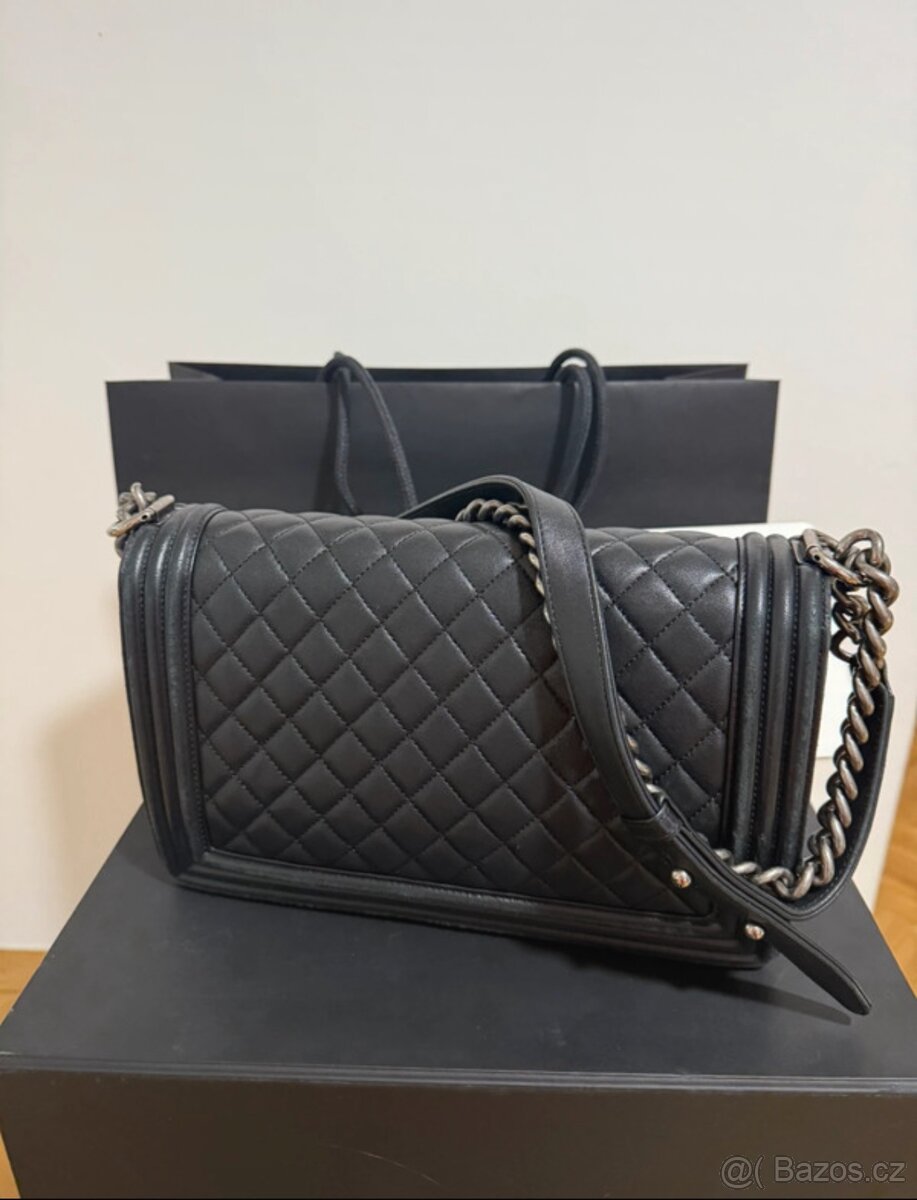Chanel Boy medium kabelka - 2