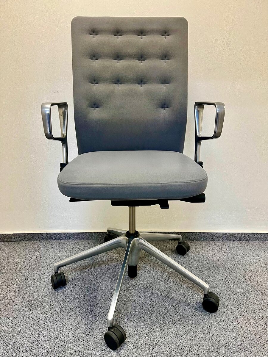 designová kancelářská židle Vitra ID Trim - top stav - 2