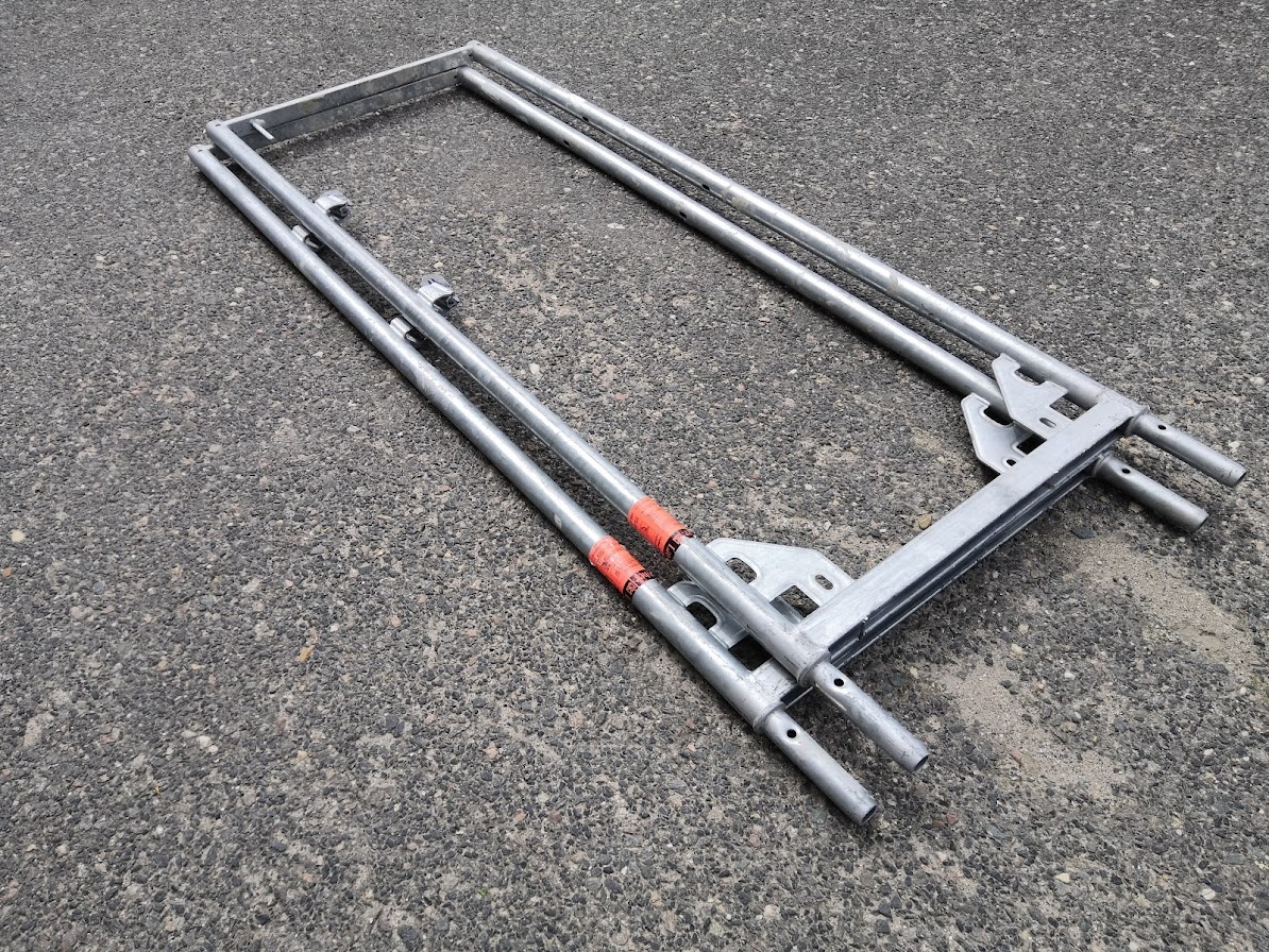 Koupím lešení Layher blitz 73 nebo Alfix 73 - 2