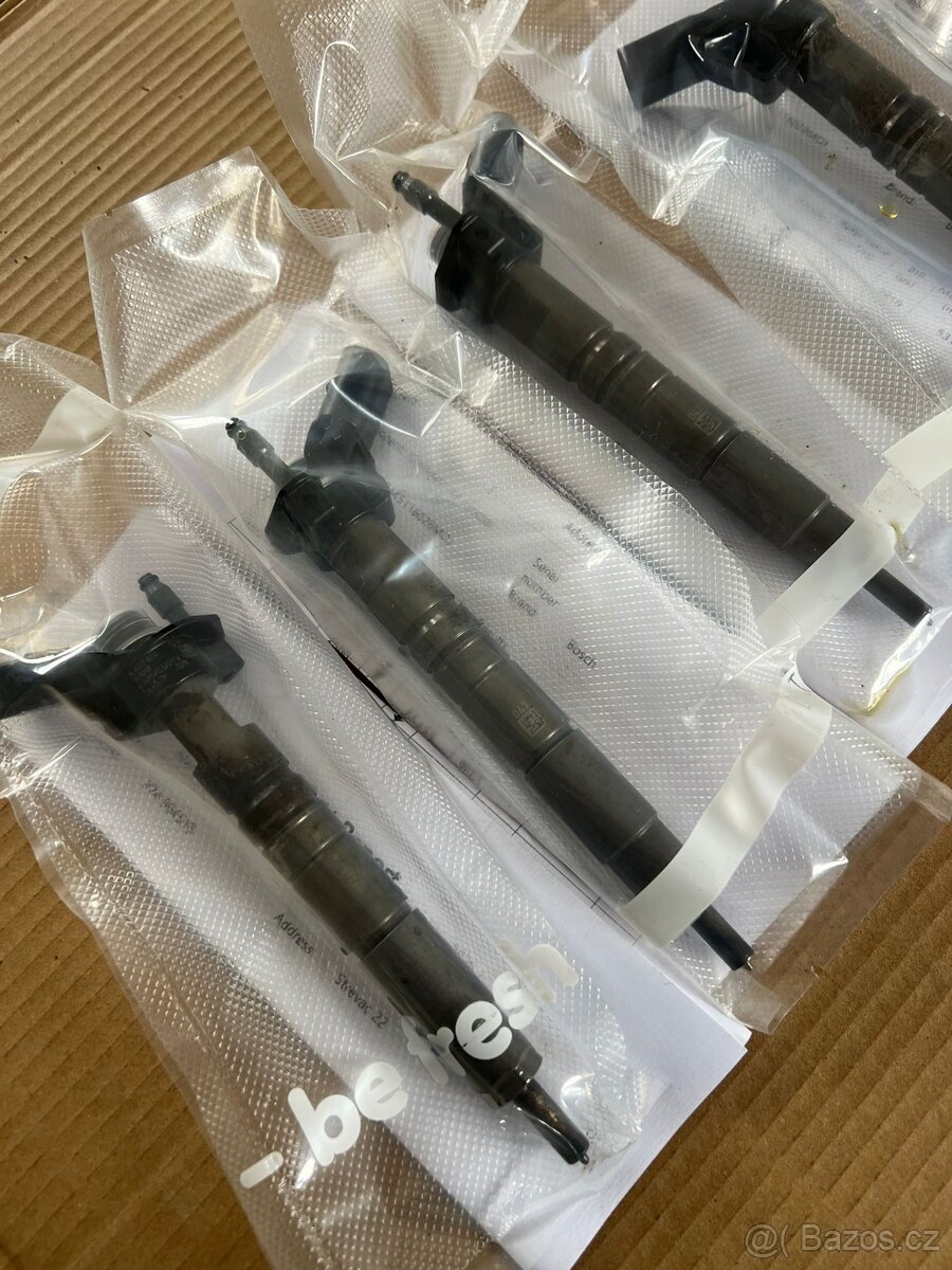 Vstřikovač BOSCH 0445116027 (0445116028) MB Sprinter - 2