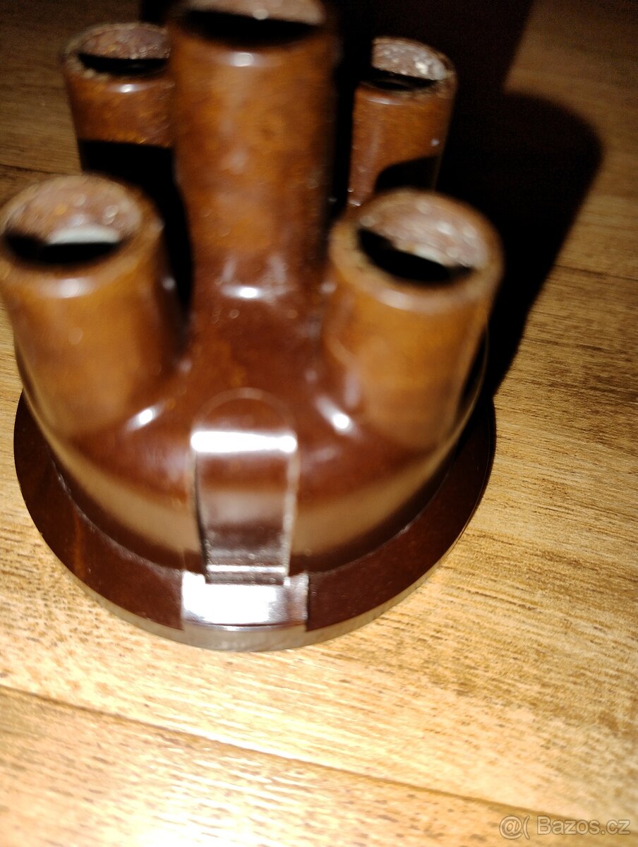 Víčko rozdělovače PAL - 2