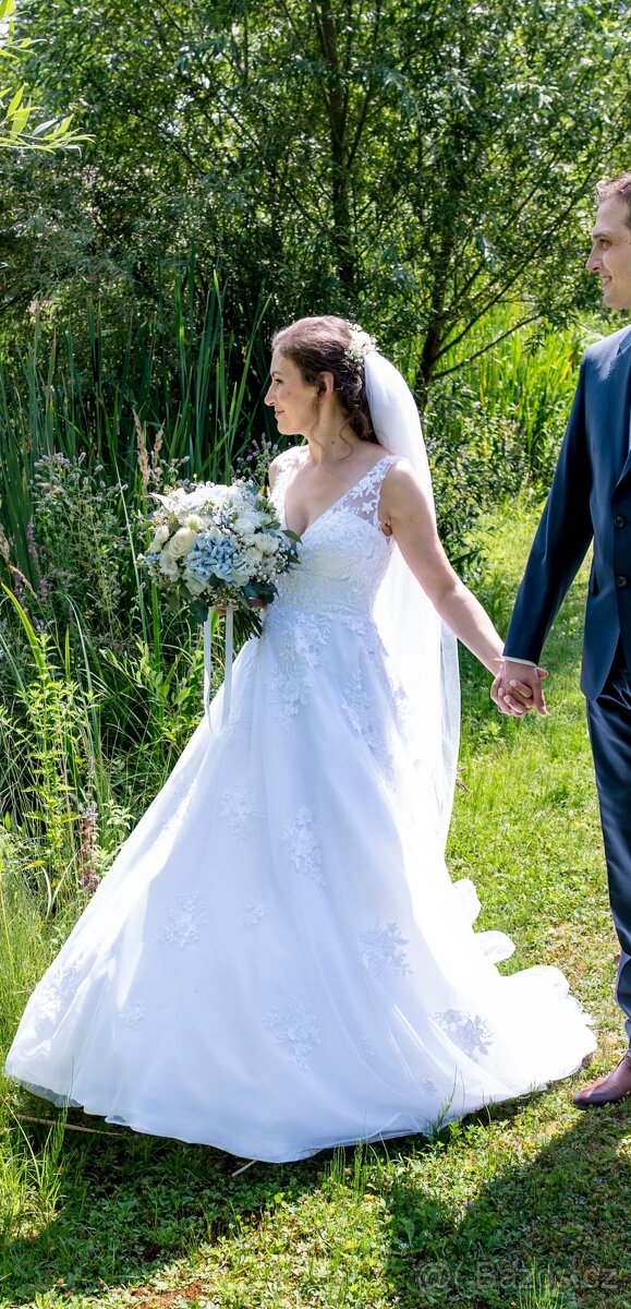 Svatební šaty velikost 6 - 2