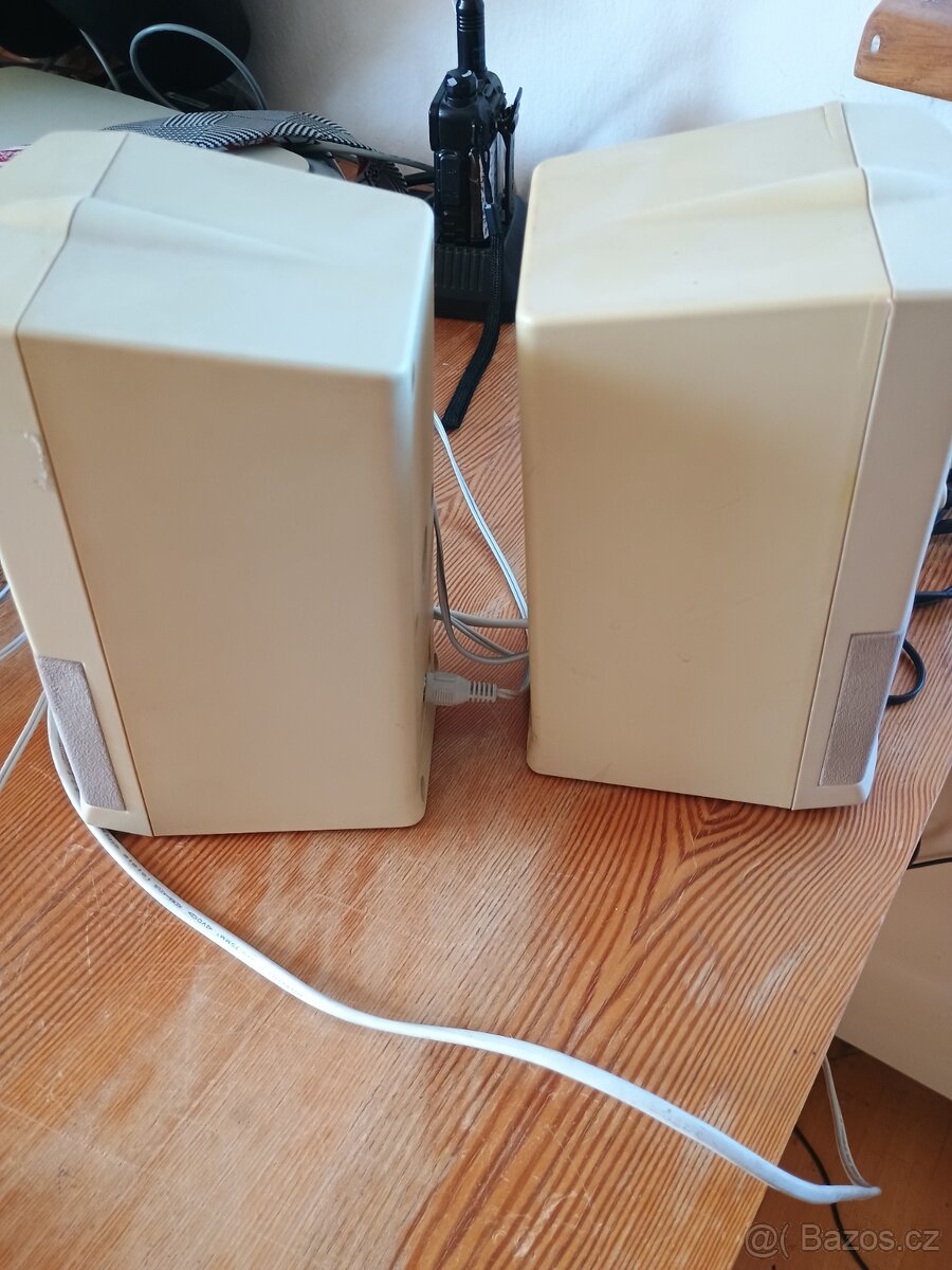 Retro reproduktory k PC surf sound. - 2