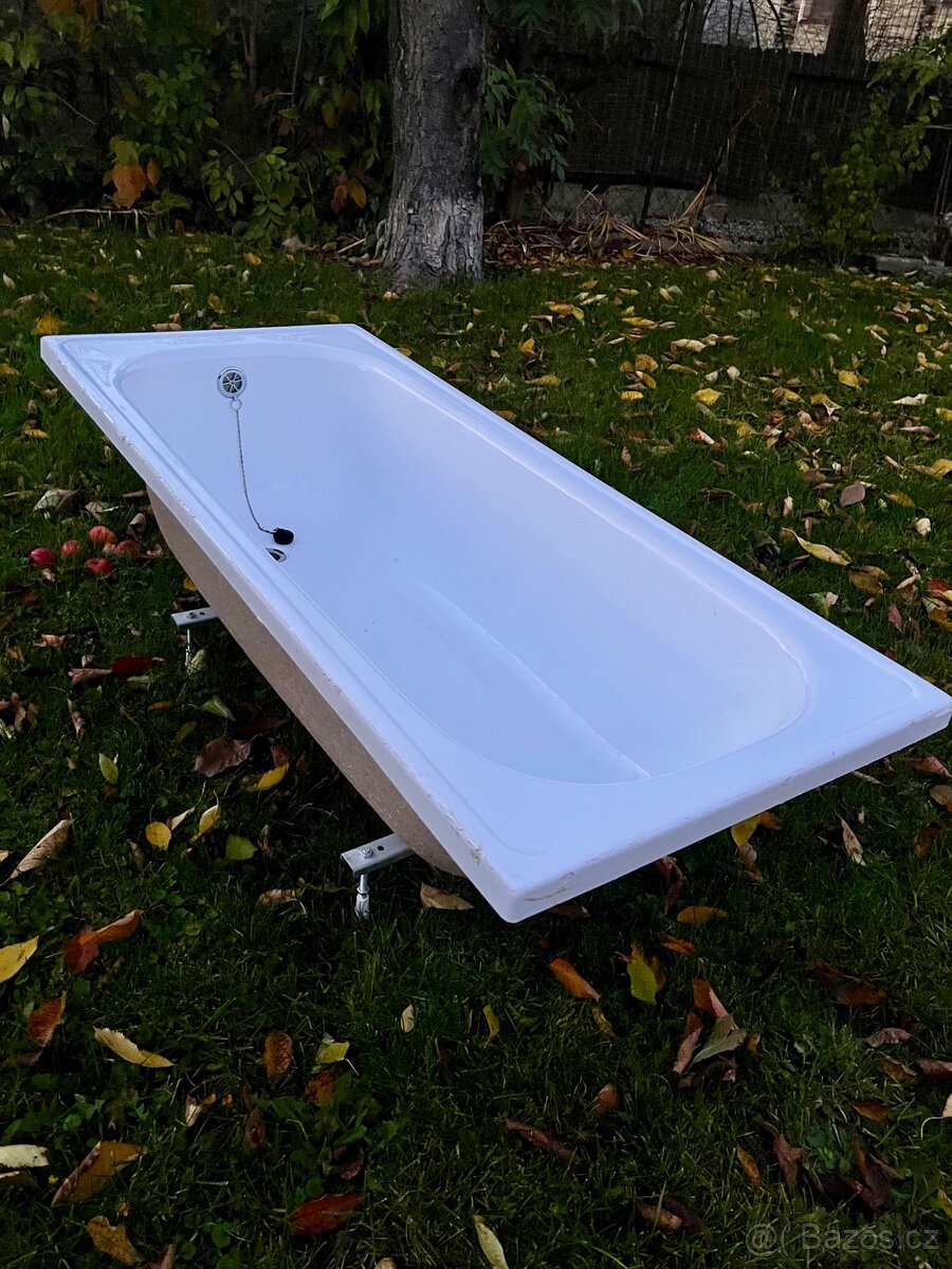 vana Clivia top classic 1600x700 - 2