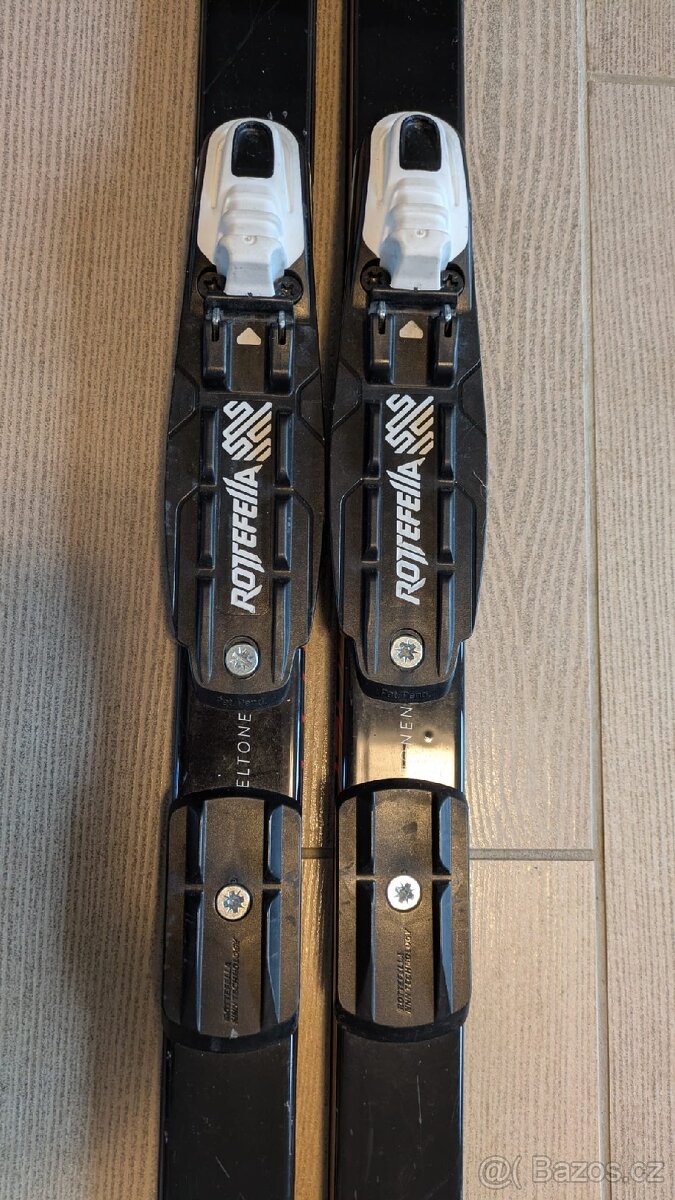 Prodám běžky Peltonen 148 cm + boty vel 38 - 2