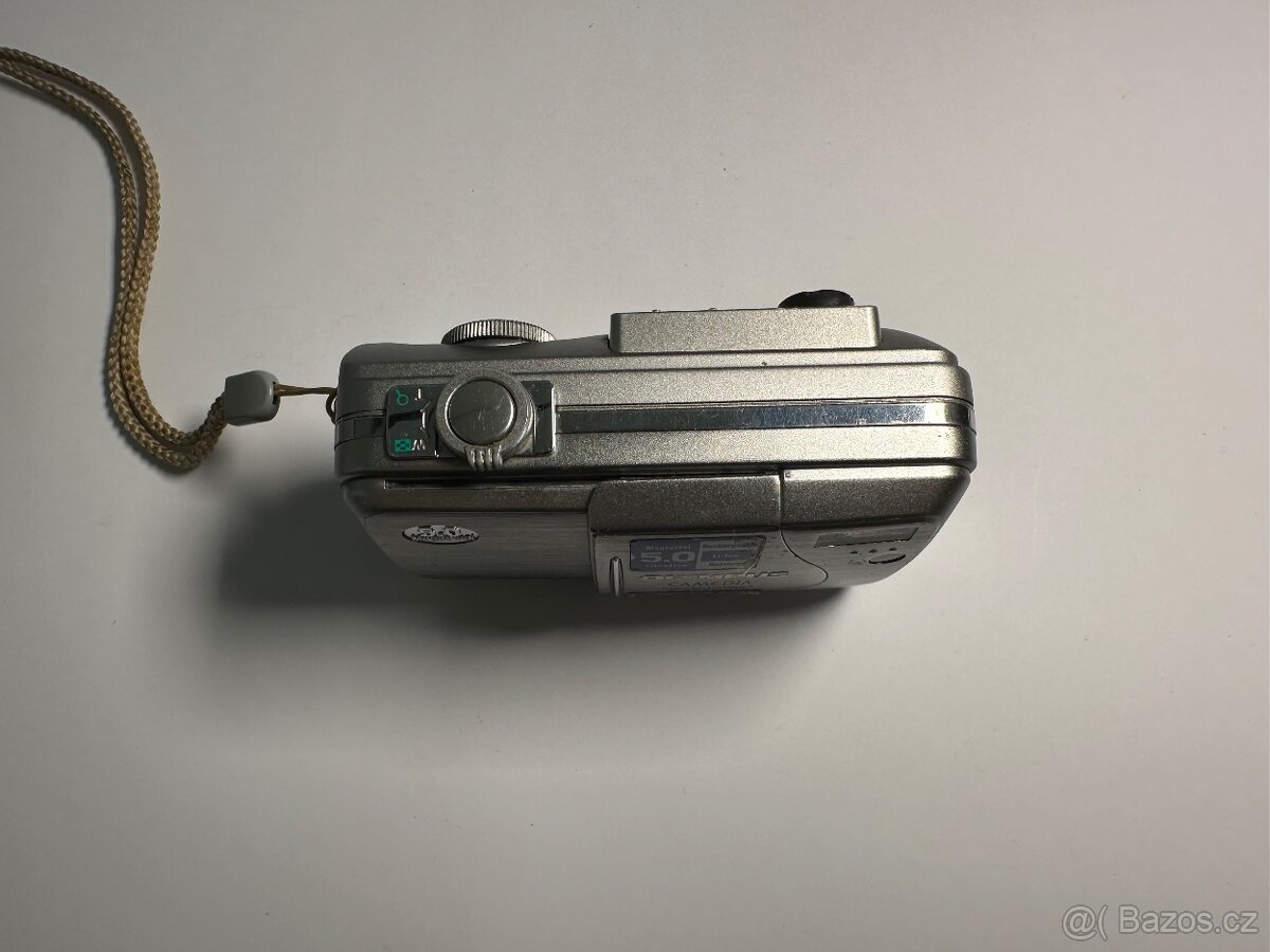 Olympsu C-50 Retro fotoaparát - 2