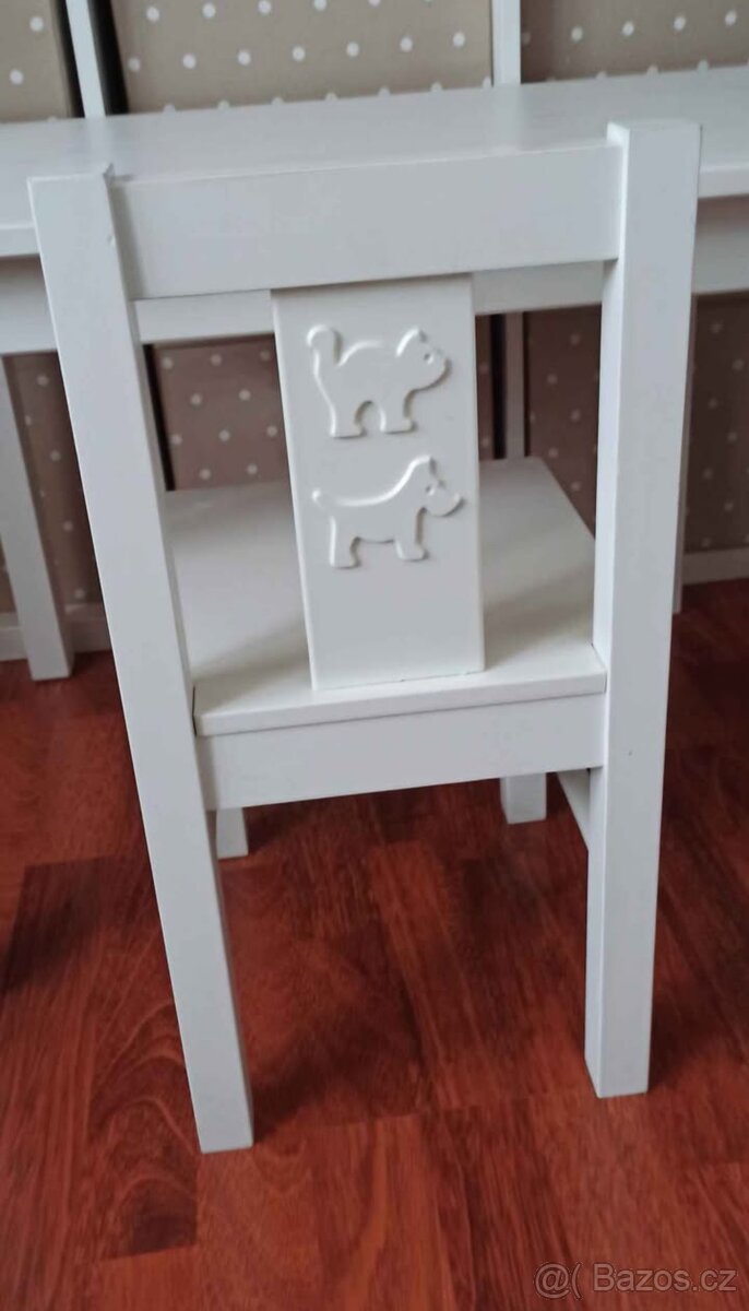 Bílý dětský stoleček a židlička - 2