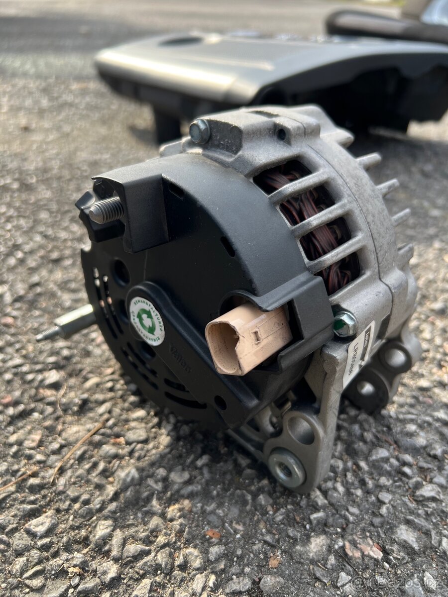 Alternator golf 4 - 2