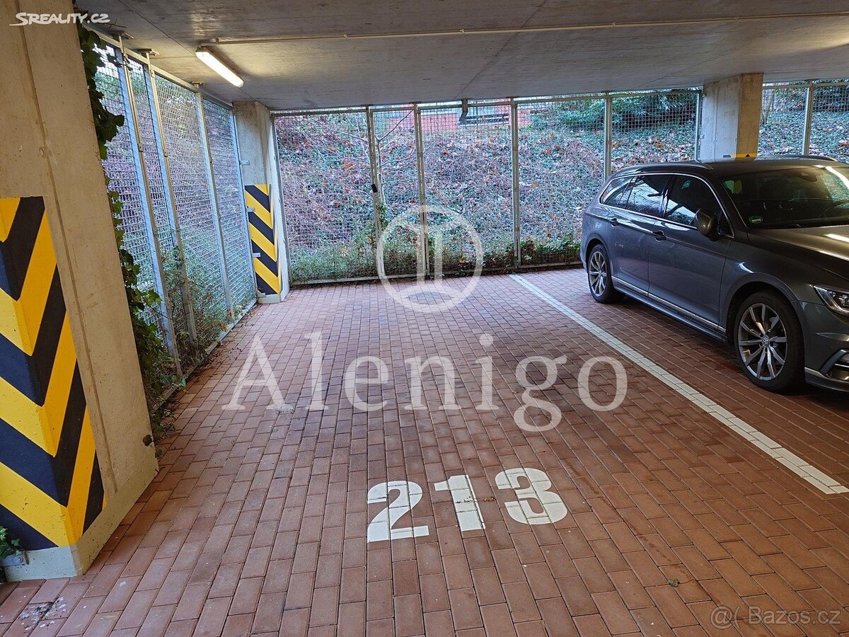 Prodej garážového stání 15 m², Zakšínská, Praha 9 – pohled 2