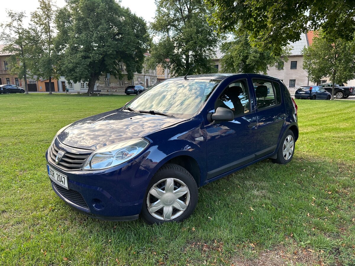Dacia sandero 1.2 2009 - 2