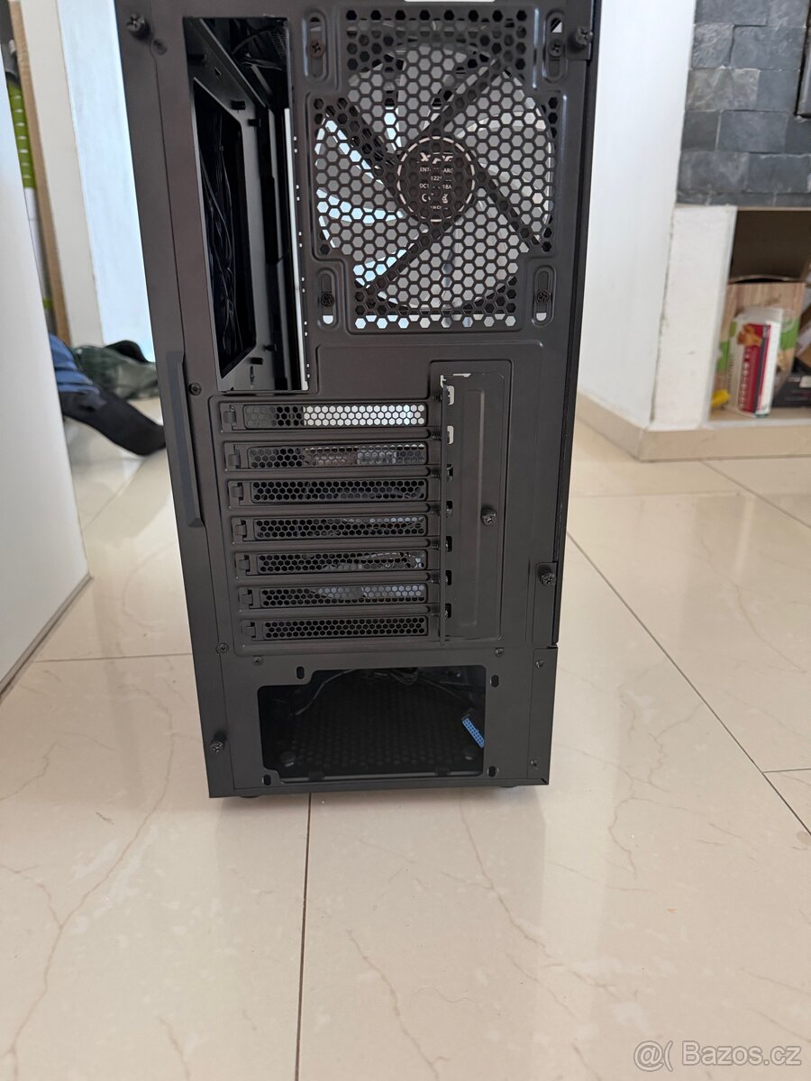 ADATA XPG Invader X Mini Black - 2