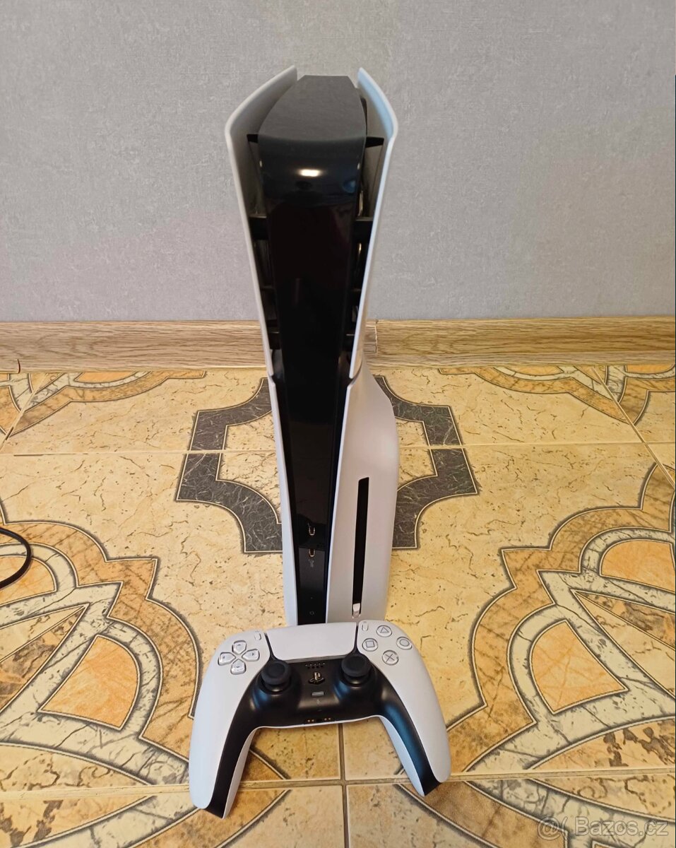 PlayStation 5 Slim (Disc Edition). - 2