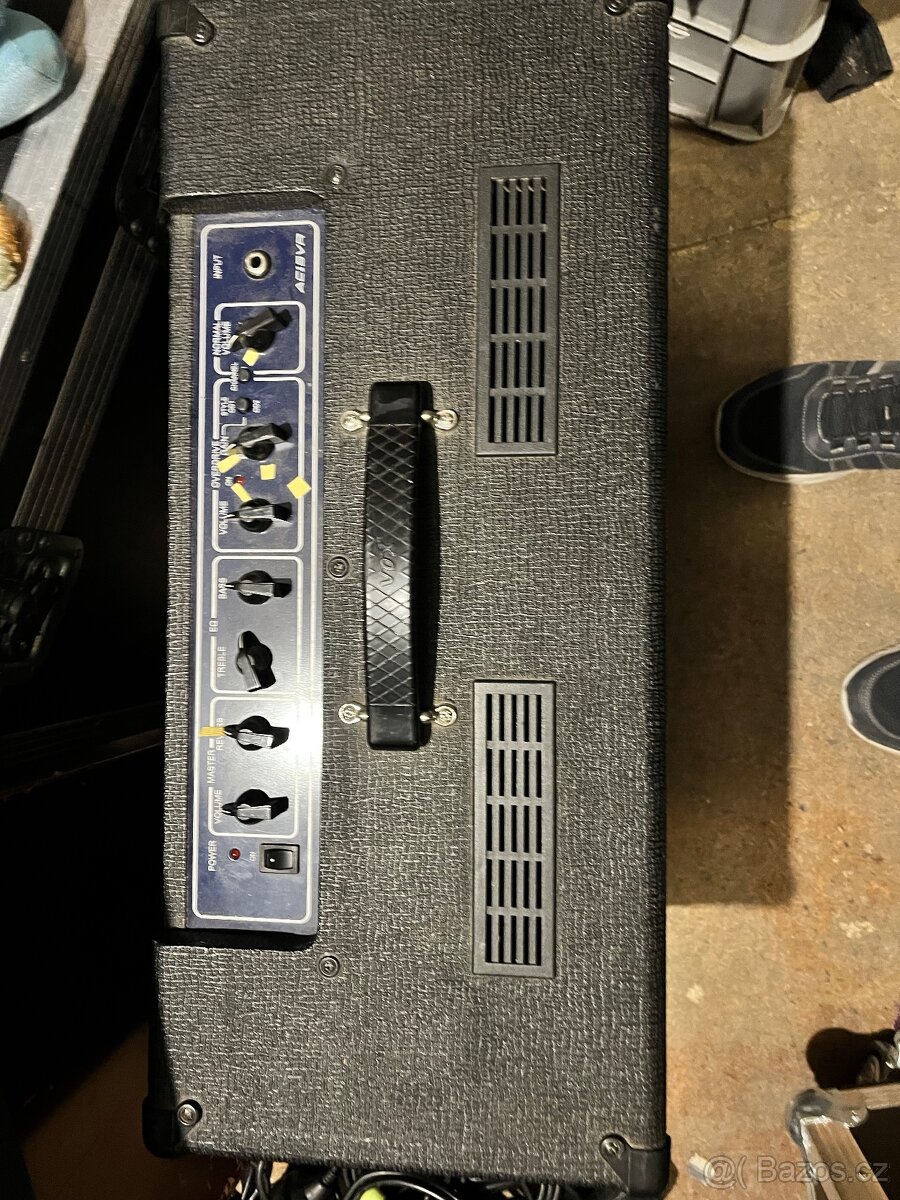 Vox AC15 VR kytarové kombo - 2