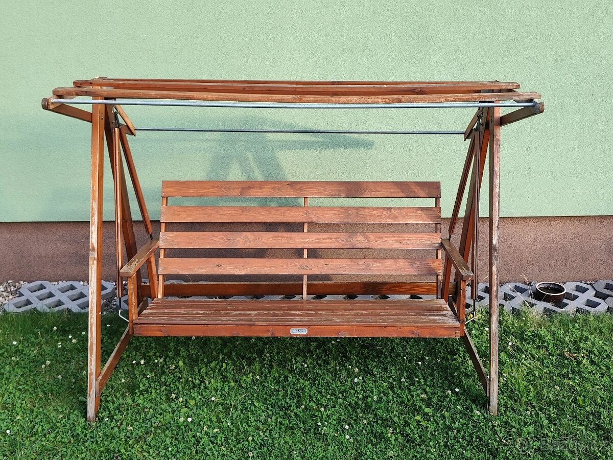 Dřevěná zahradní houpačka KWA - 2