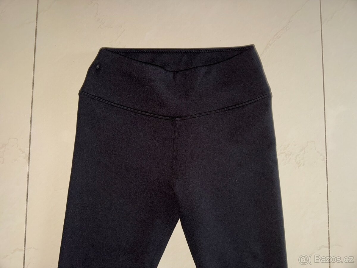 Černé zateplené LEGÍNY LELOSI vel.M - 2