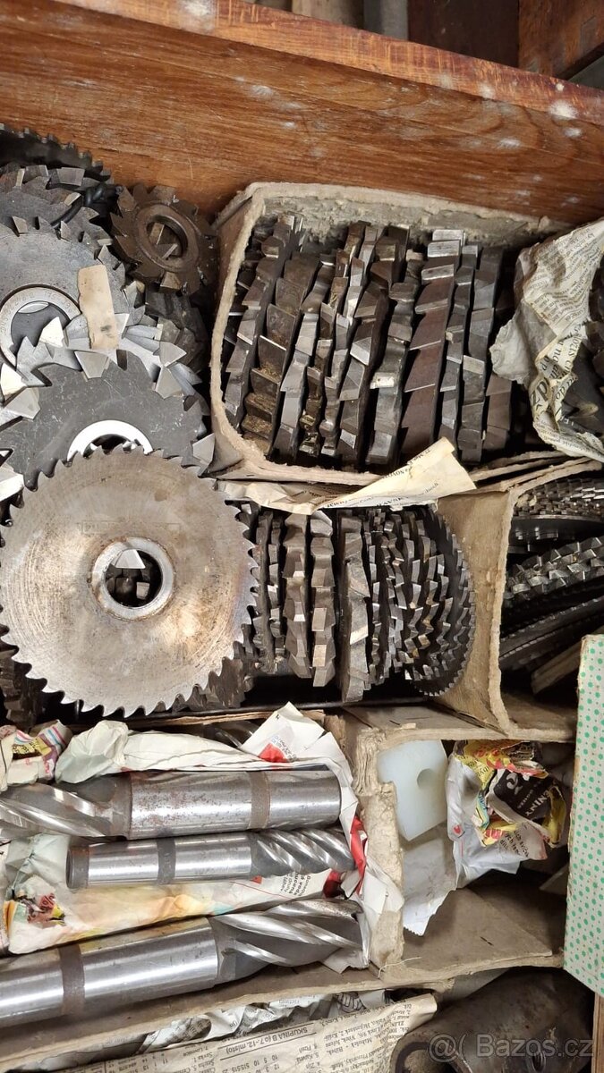 Vertikální Frézka - 2