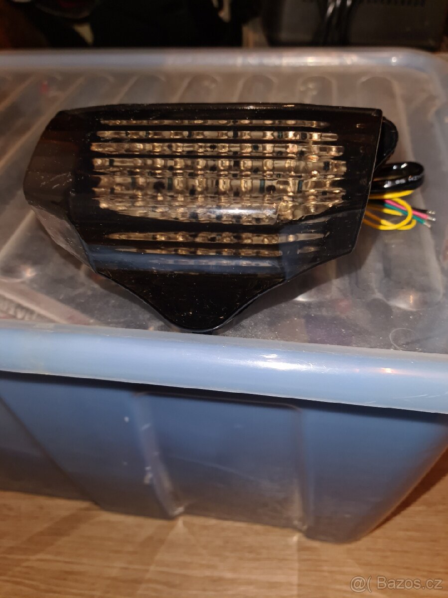 Yamaha Fazer FZ1N LED zadní světlo - 2