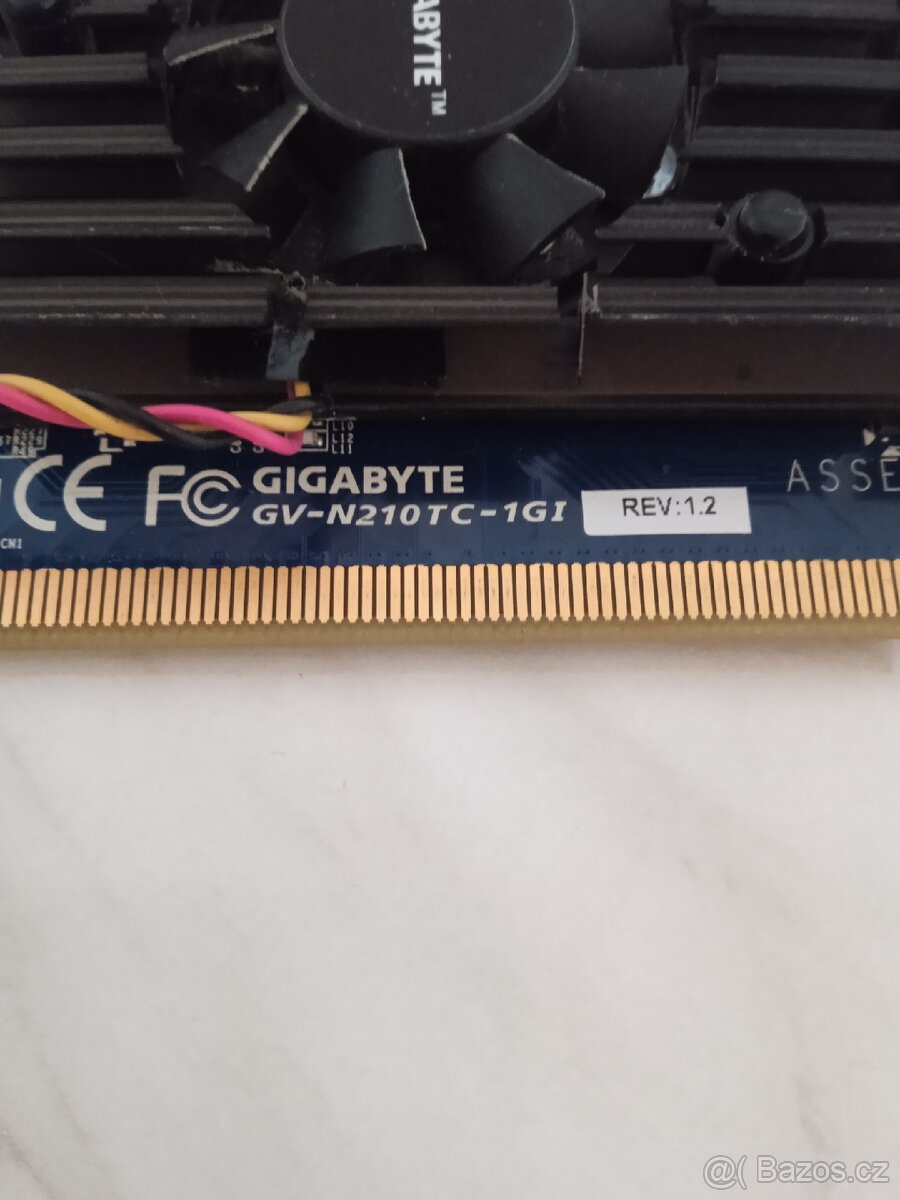 GPU 1gb, 128 bit gigabyte - 2