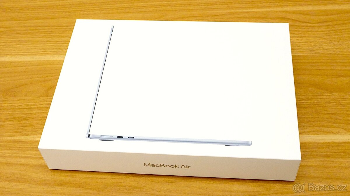 MacBook Air M4 - ZÁRUKA 24 měsíců, Office v ceně - NOVÝ - 2