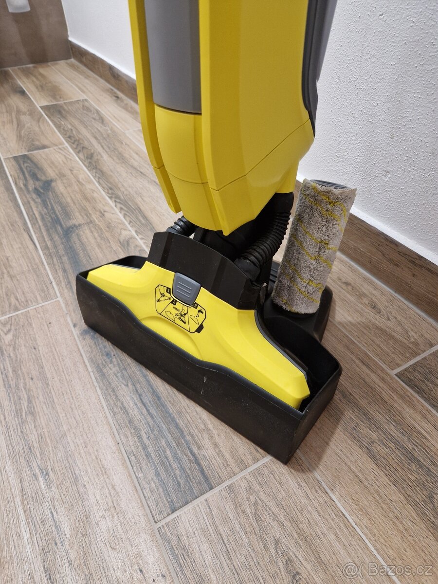 Podlahová myčka Karcher FC5 - 2
