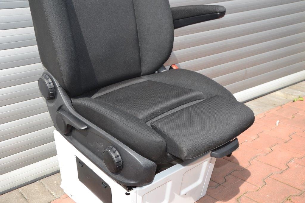 Mercedes-Benz Sprinter 907 sedačka spolujezdce - 2