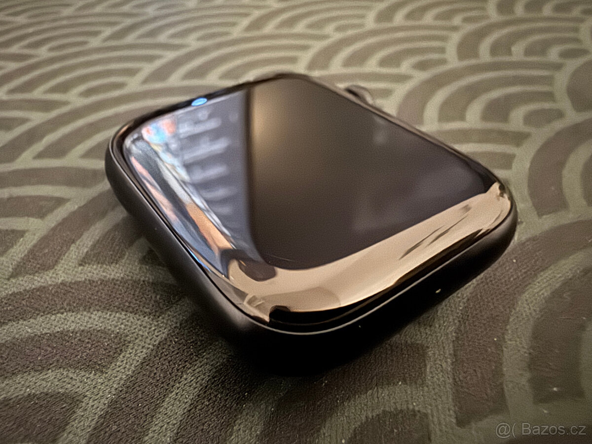 Apple Watch SE 3 - 44mm s textilním sportovní řemínkem - 2