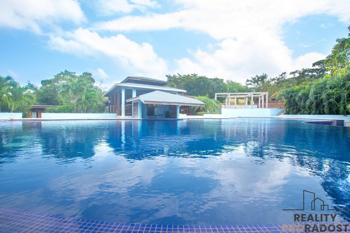 Prodej stavebního pozemku - 2