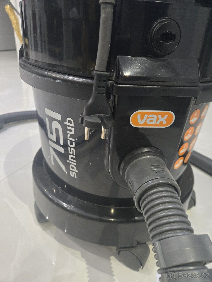Vysavač Vax 7151 - 2