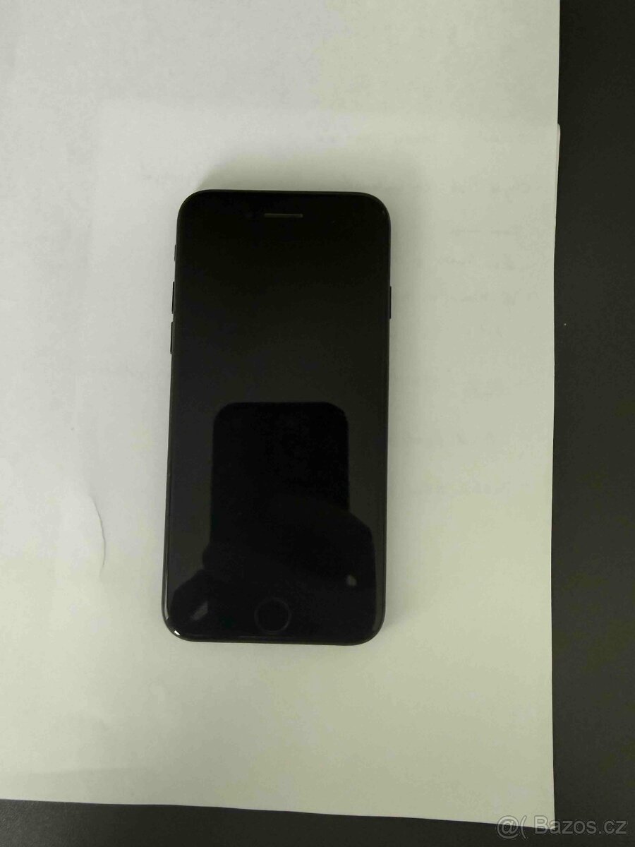 Iphone SE Black, 128 GB - 2