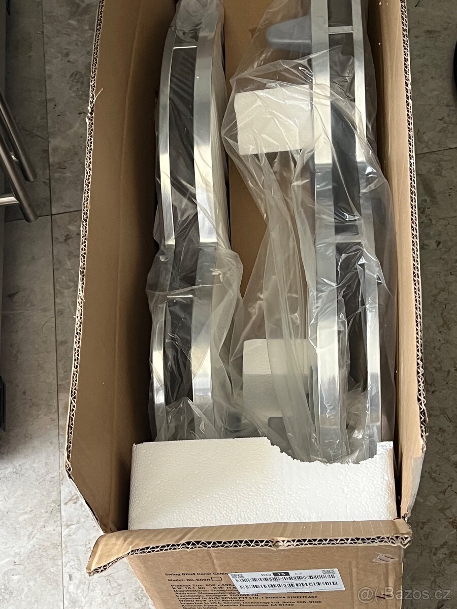 Ledvinka do rohové kuchyně s brzdovými dojezdy. - 2