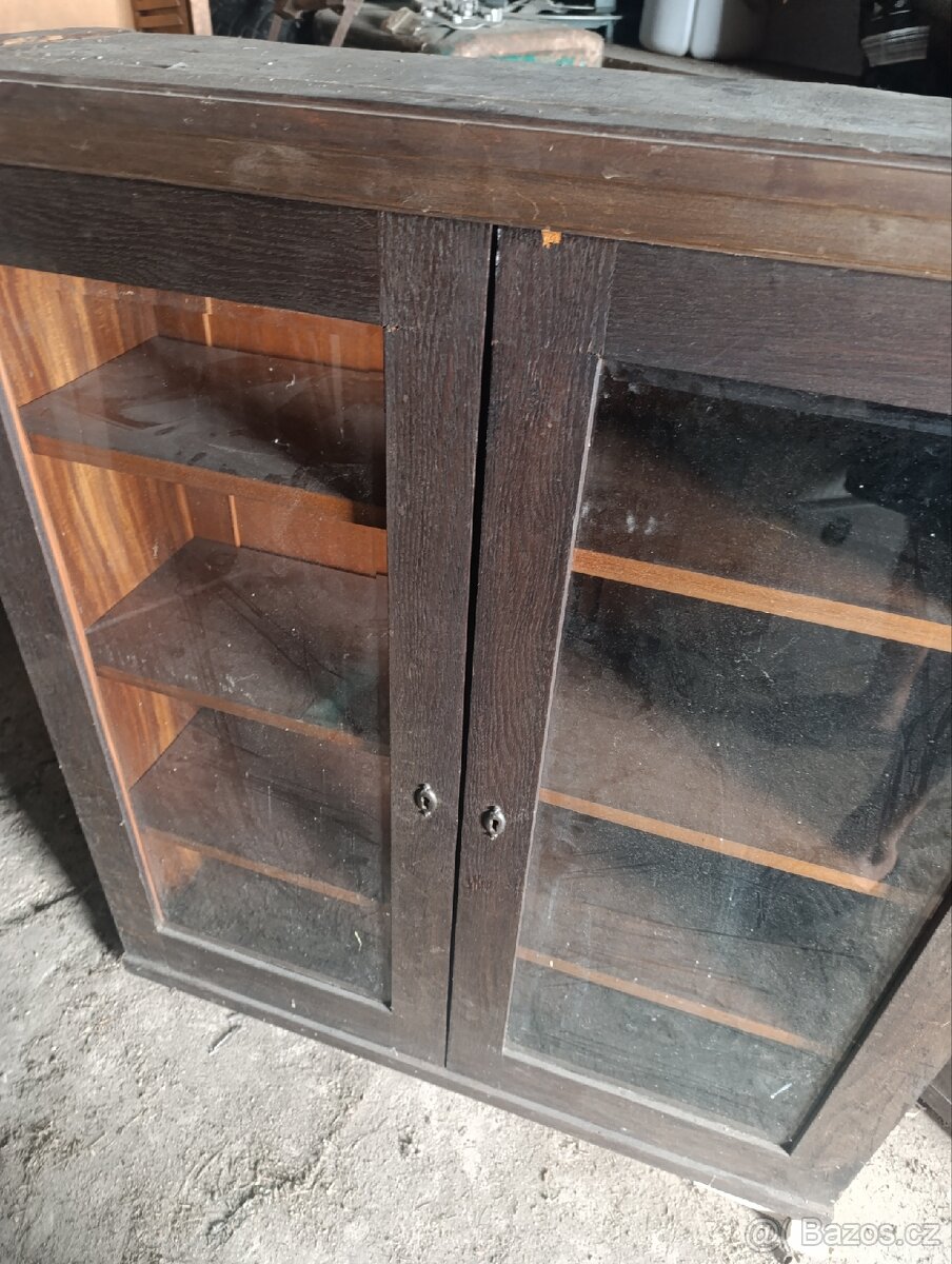 Staré skříně - 2