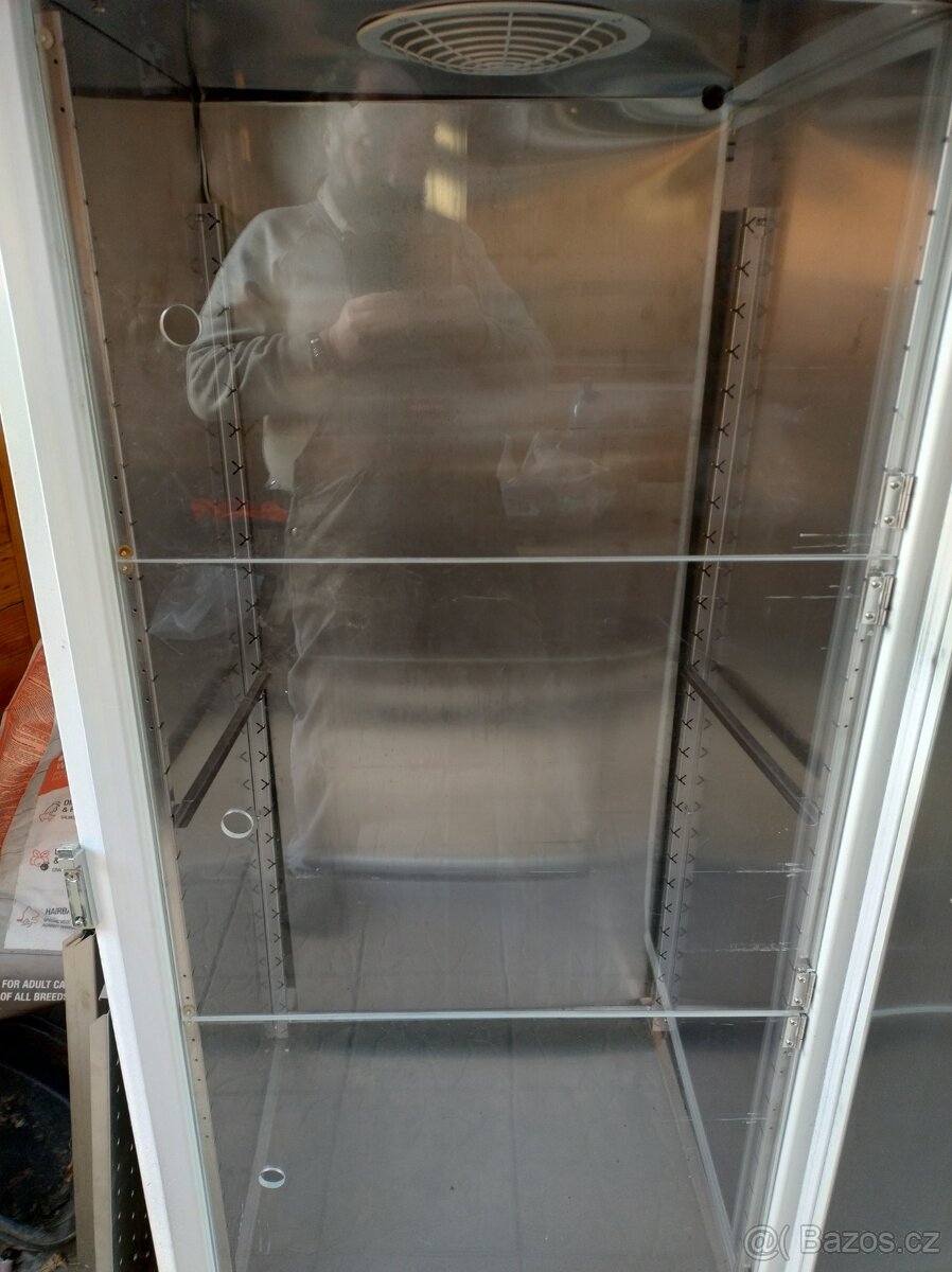 Prodám prúmyslový mražák - 2