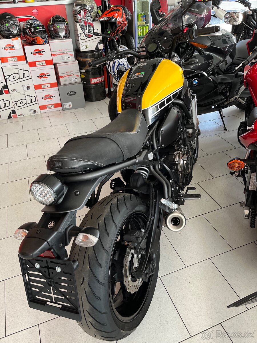 Yamaha XSR 700 - 2