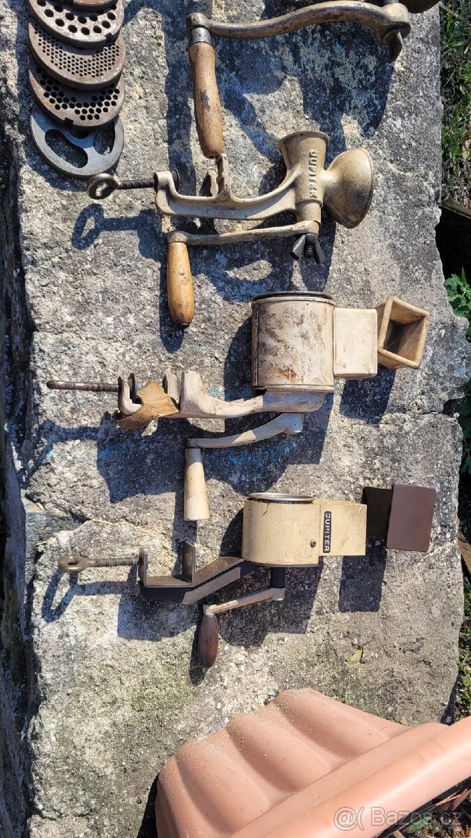 Garážový výprodej - 2