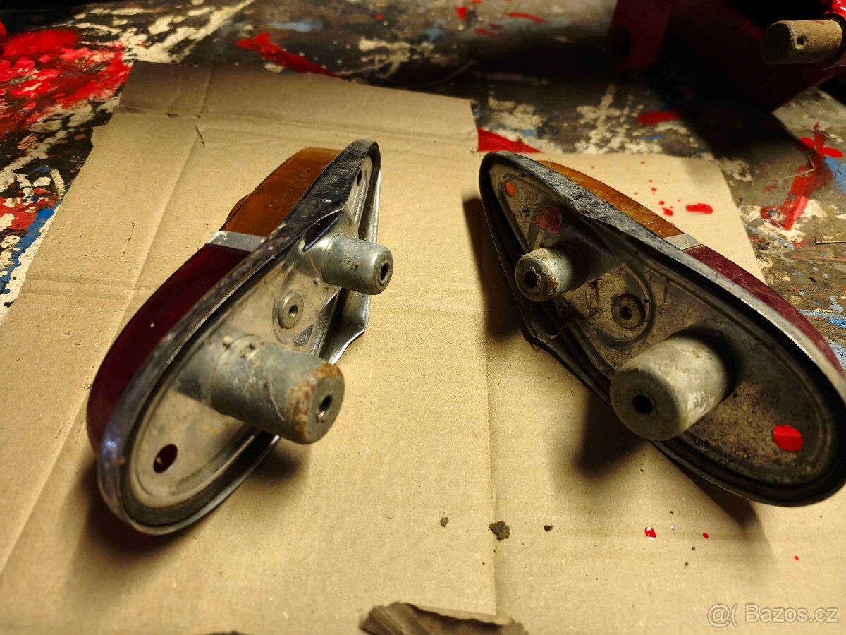 světla Škoda Octavia - 2