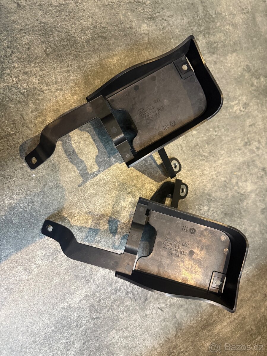 Držáky jednotek mrtvého úhlu Golf 7 Variant - 2