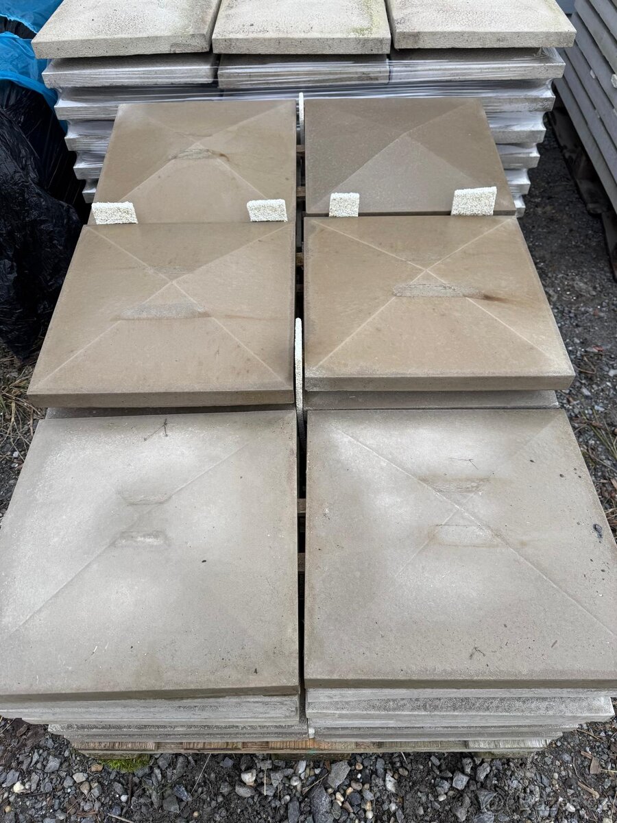 Betonová stříška na sloupek (39 x 39 cm) - 2