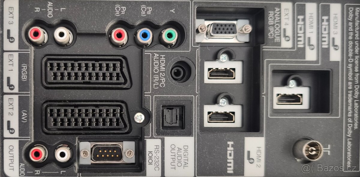 Sharp FHD 32" s bohatým příslušenstvím - 2