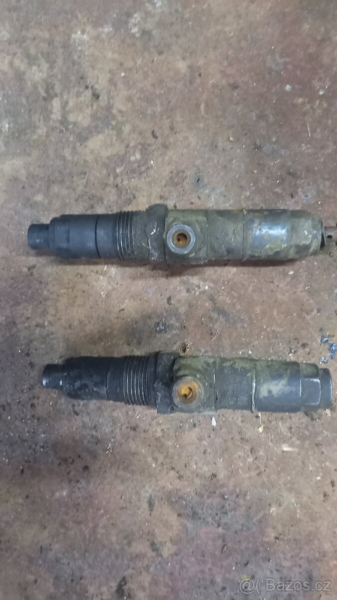 Zetor 25-vstřikovače - 2