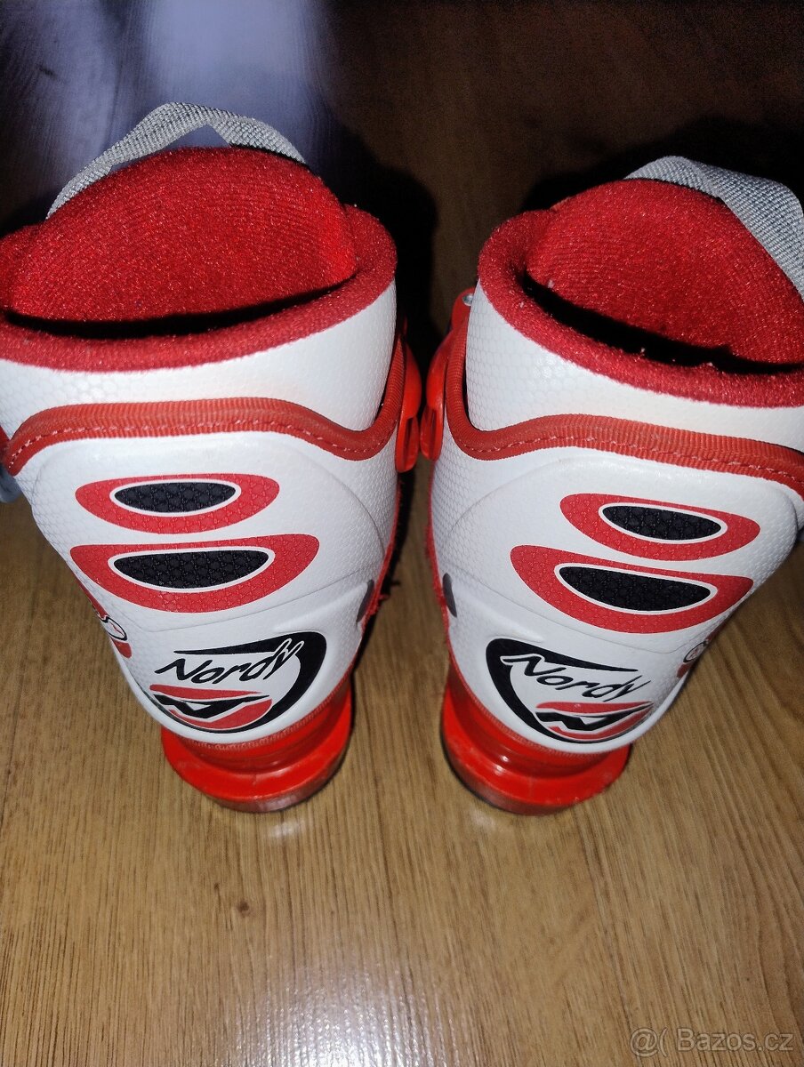 Dětské lyžáky vel.28 eur - 2