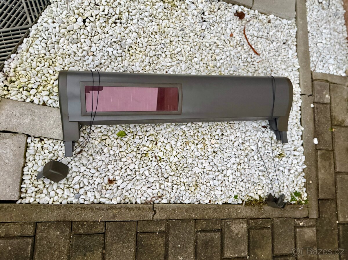 Fakro předokenní solární markýza na střešní okna - 2