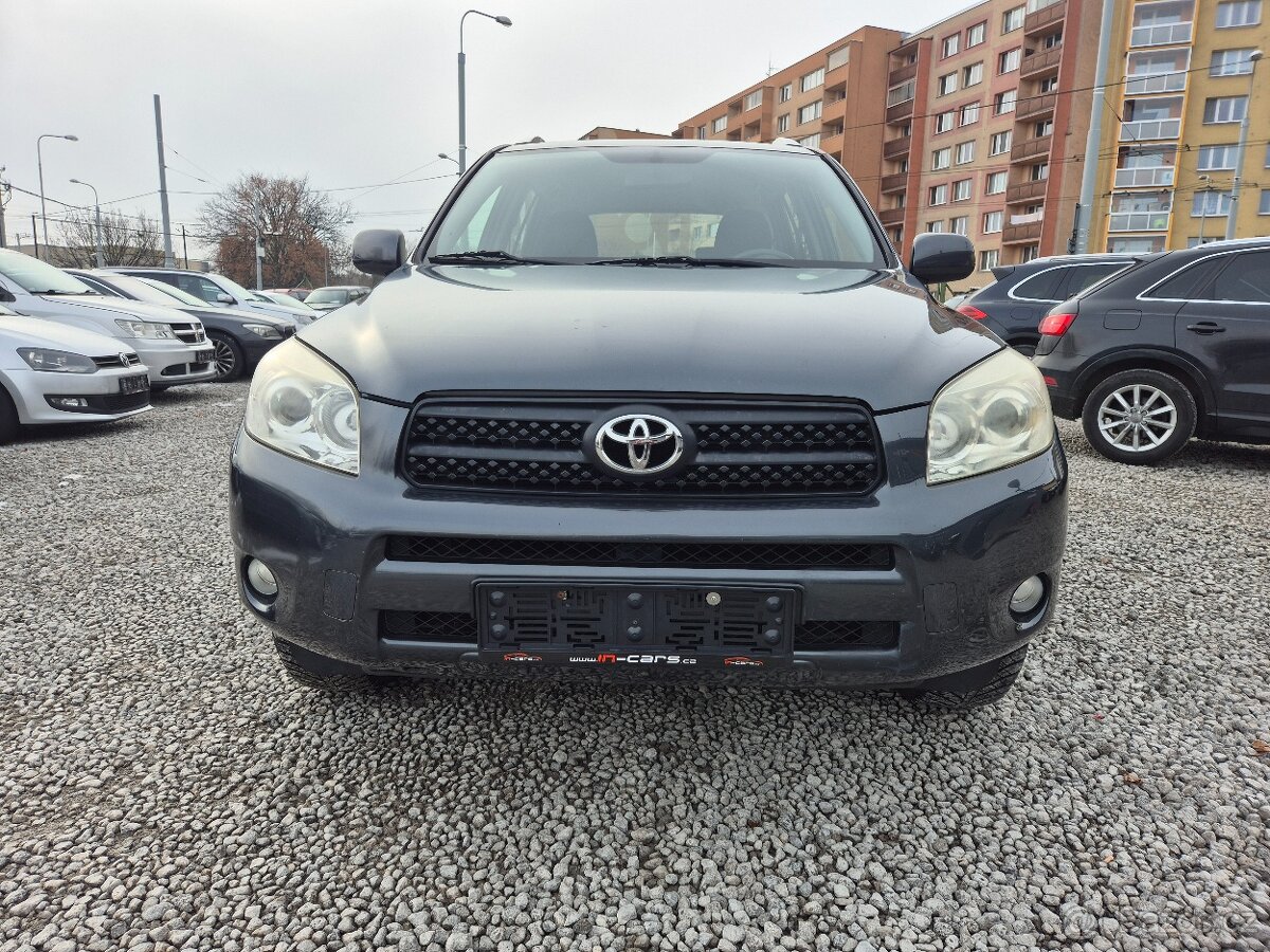 Toyota RAV4,2.2D-4D,100KW,4x4,NEMÁ DPF,BEZ KOROZE,R.V.2007 - 2